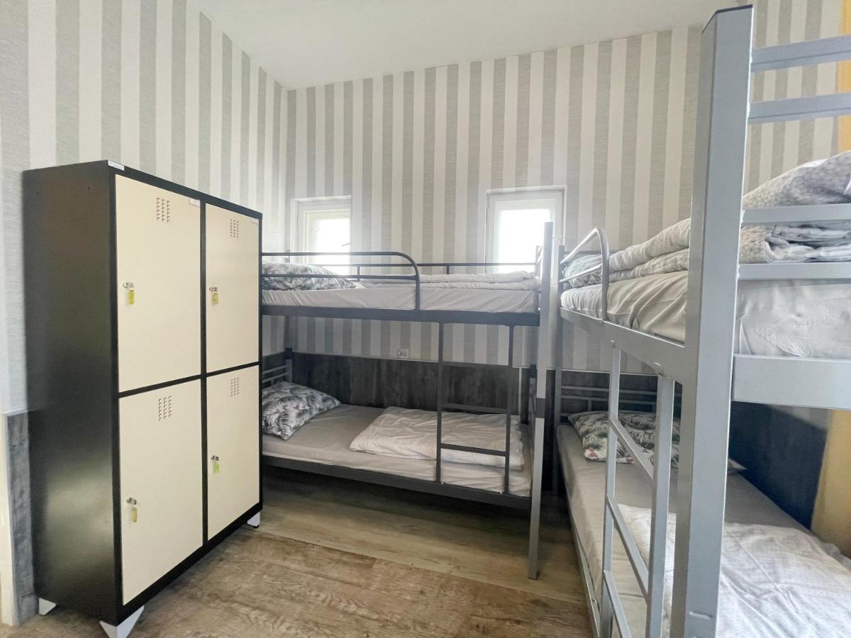 Bp Hostel กดิเนีย ภายนอก รูปภาพ