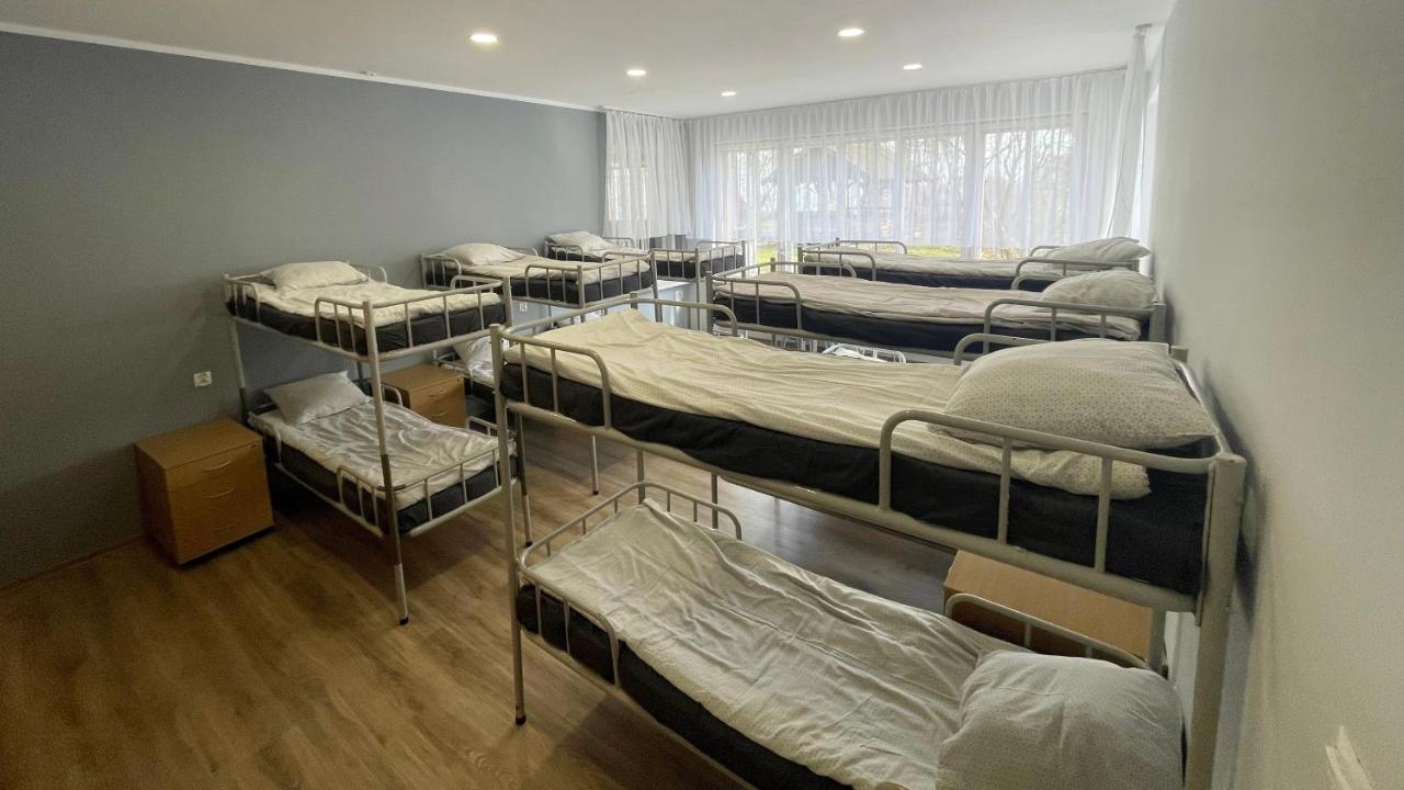 Bp Hostel กดิเนีย ภายนอก รูปภาพ