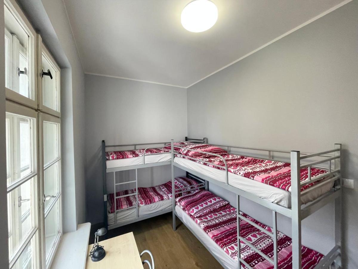 Bp Hostel กดิเนีย ภายนอก รูปภาพ