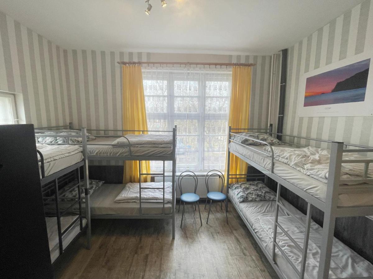 Bp Hostel กดิเนีย ภายนอก รูปภาพ