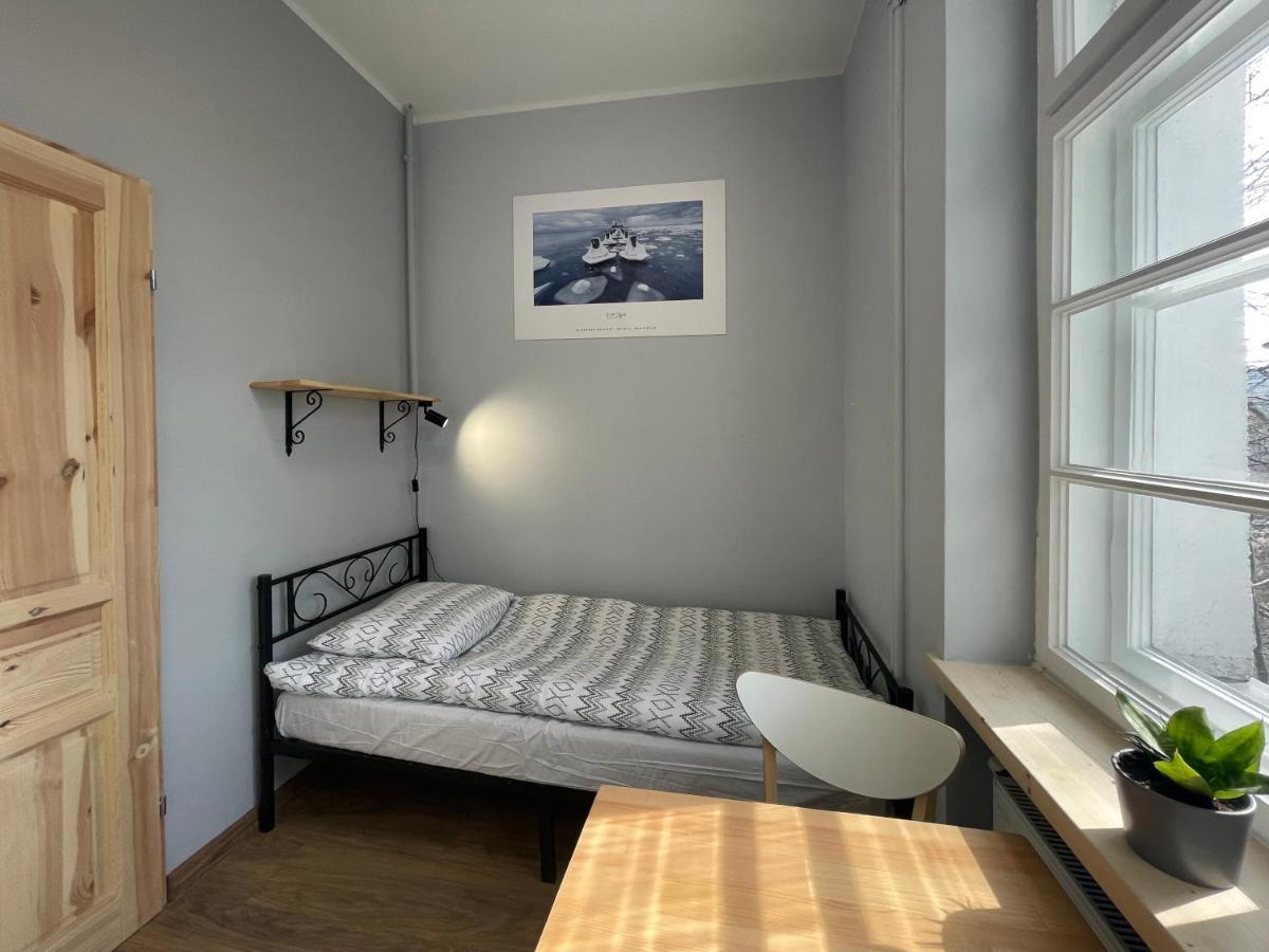 Bp Hostel กดิเนีย ภายนอก รูปภาพ