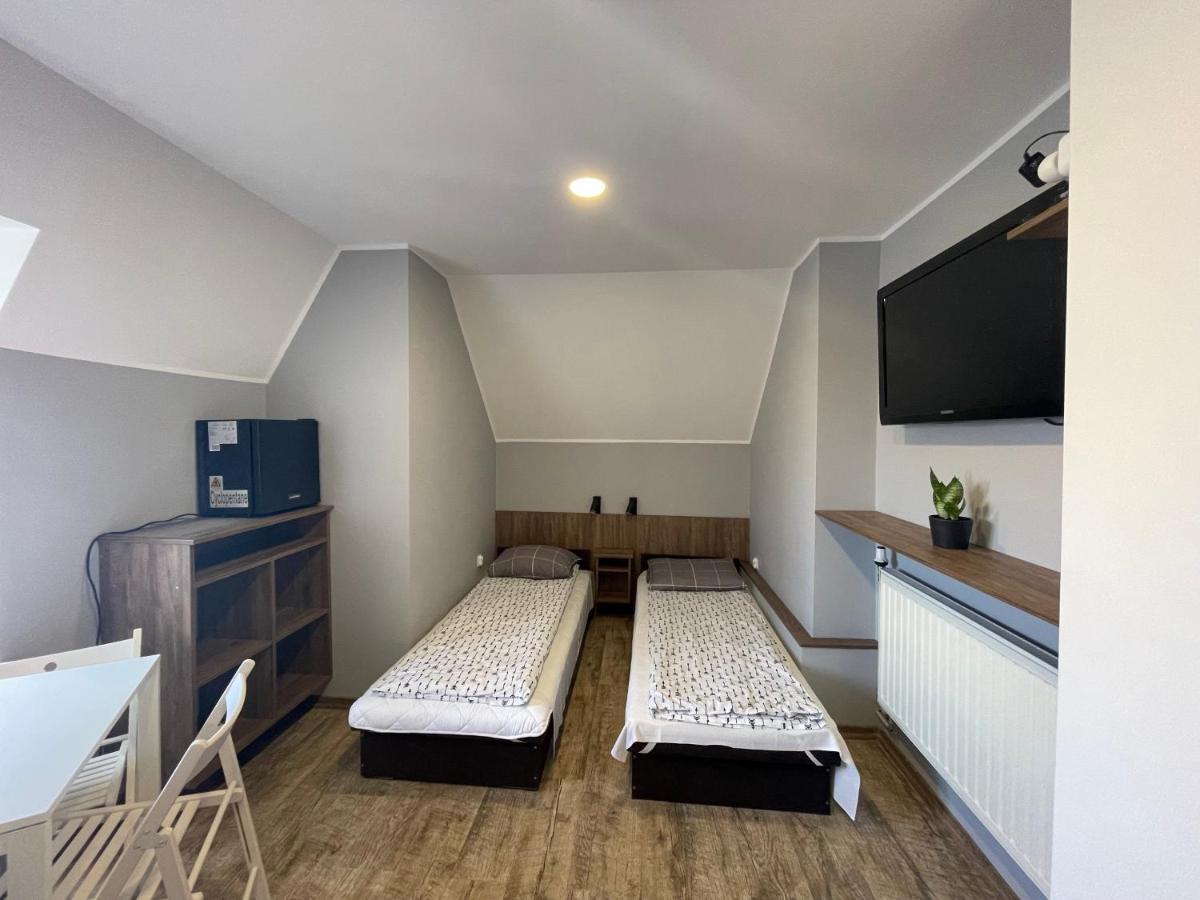 Bp Hostel กดิเนีย ภายนอก รูปภาพ