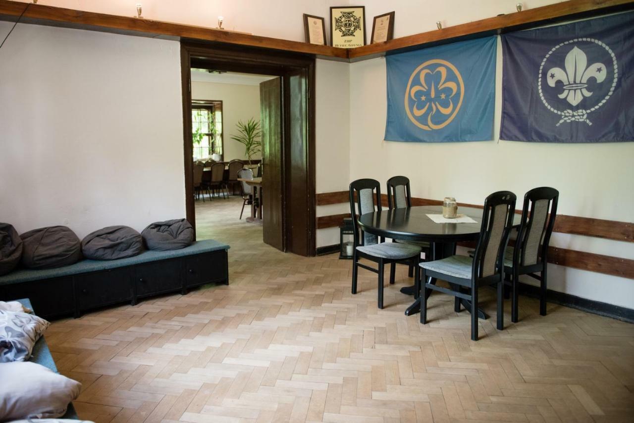 Bp Hostel กดิเนีย ภายนอก รูปภาพ